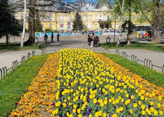 Appart - Feel Like * Sofia